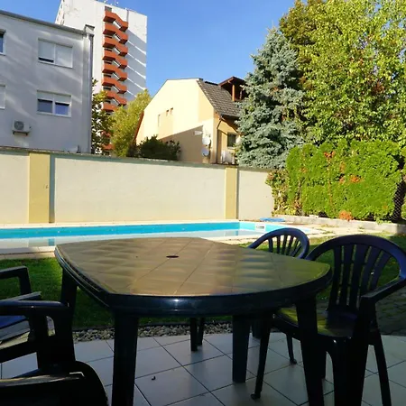 Yellow Sun Appartement