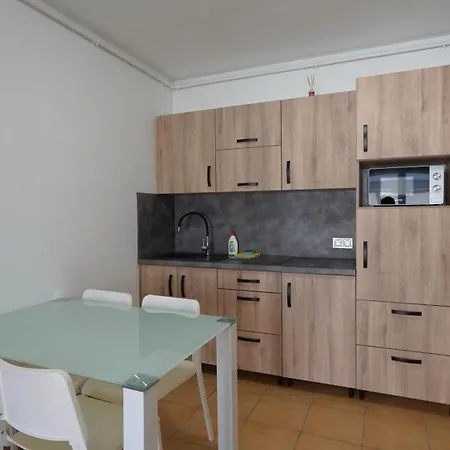 Apartament Yellow Sun *