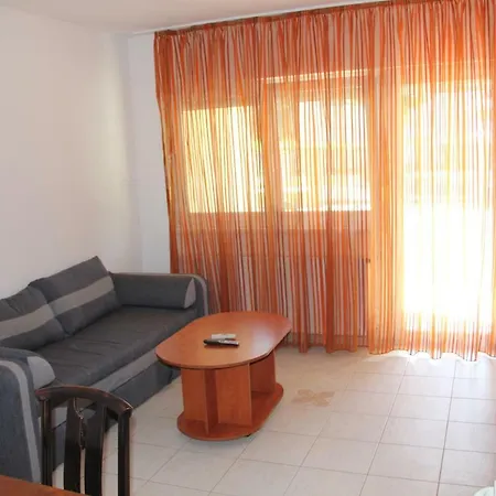 Yellow Sun Apartman